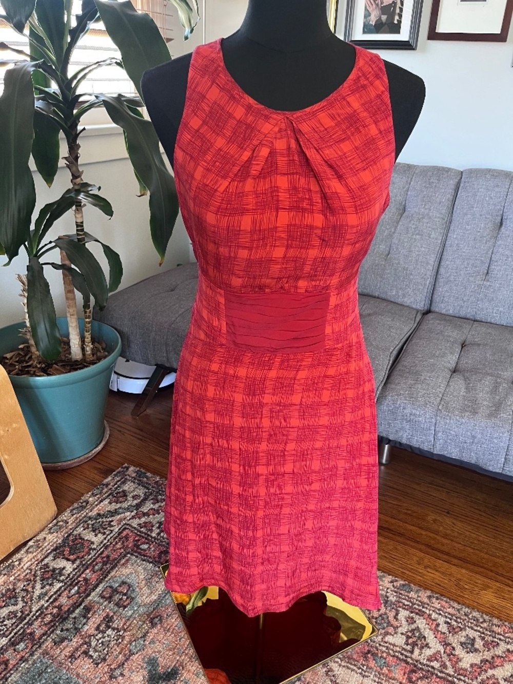 Anthropologie Brand Girls from Savoy 100% silk dress size 4